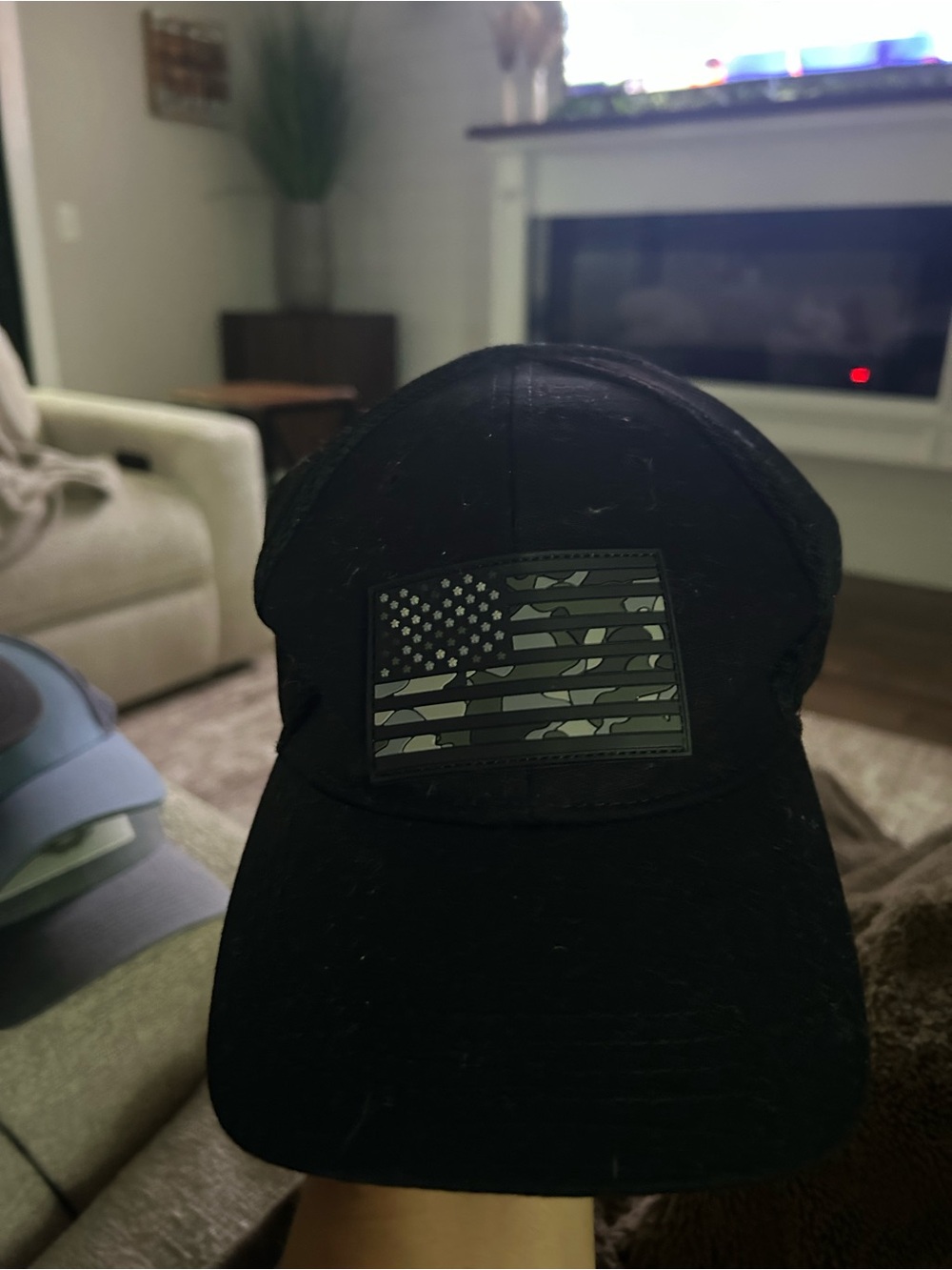 NWOTS Men's Black Baseball Cap with Camouflage American Flag Patch